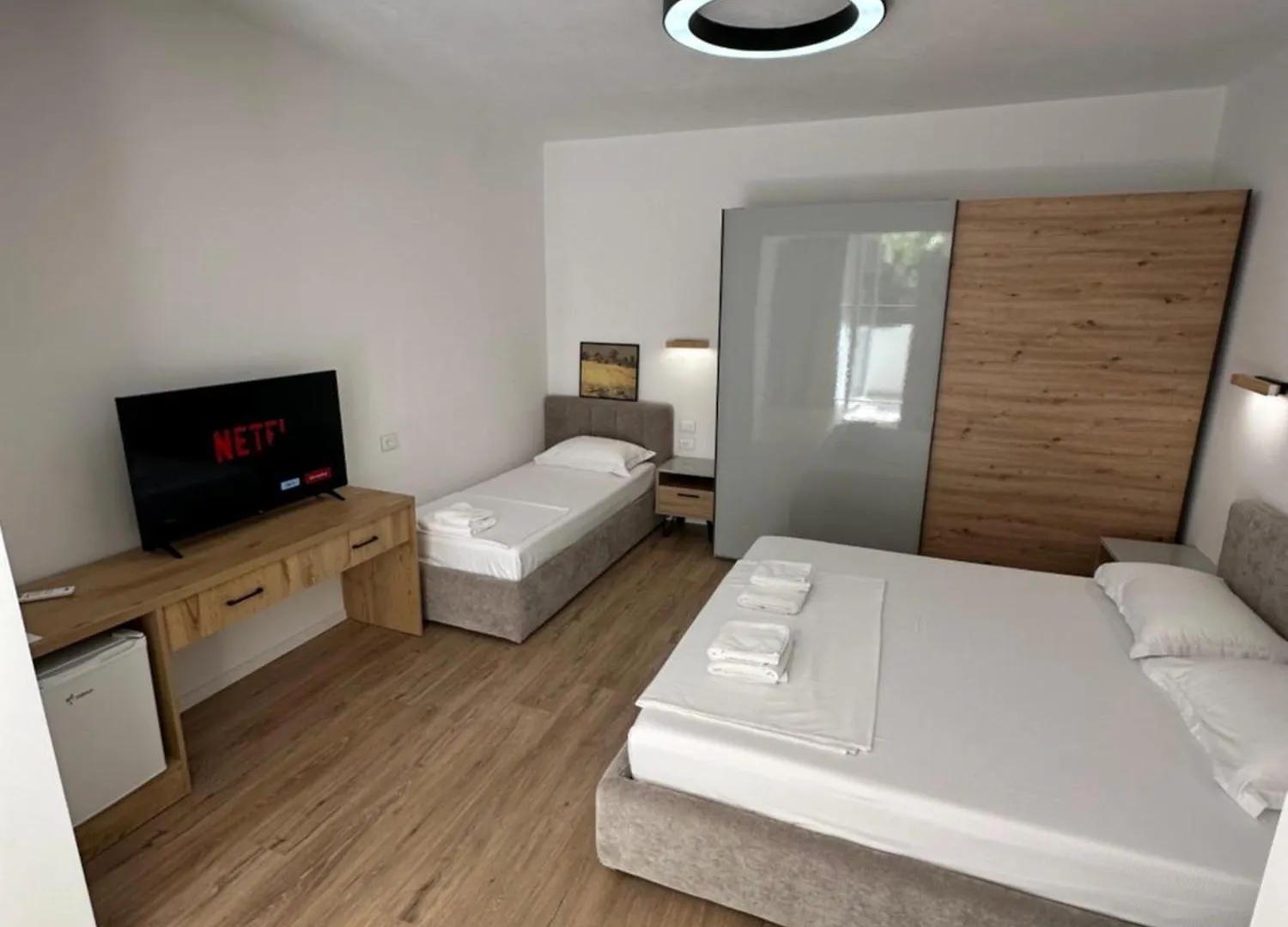 New Bazaar Studios Tirana Apartment